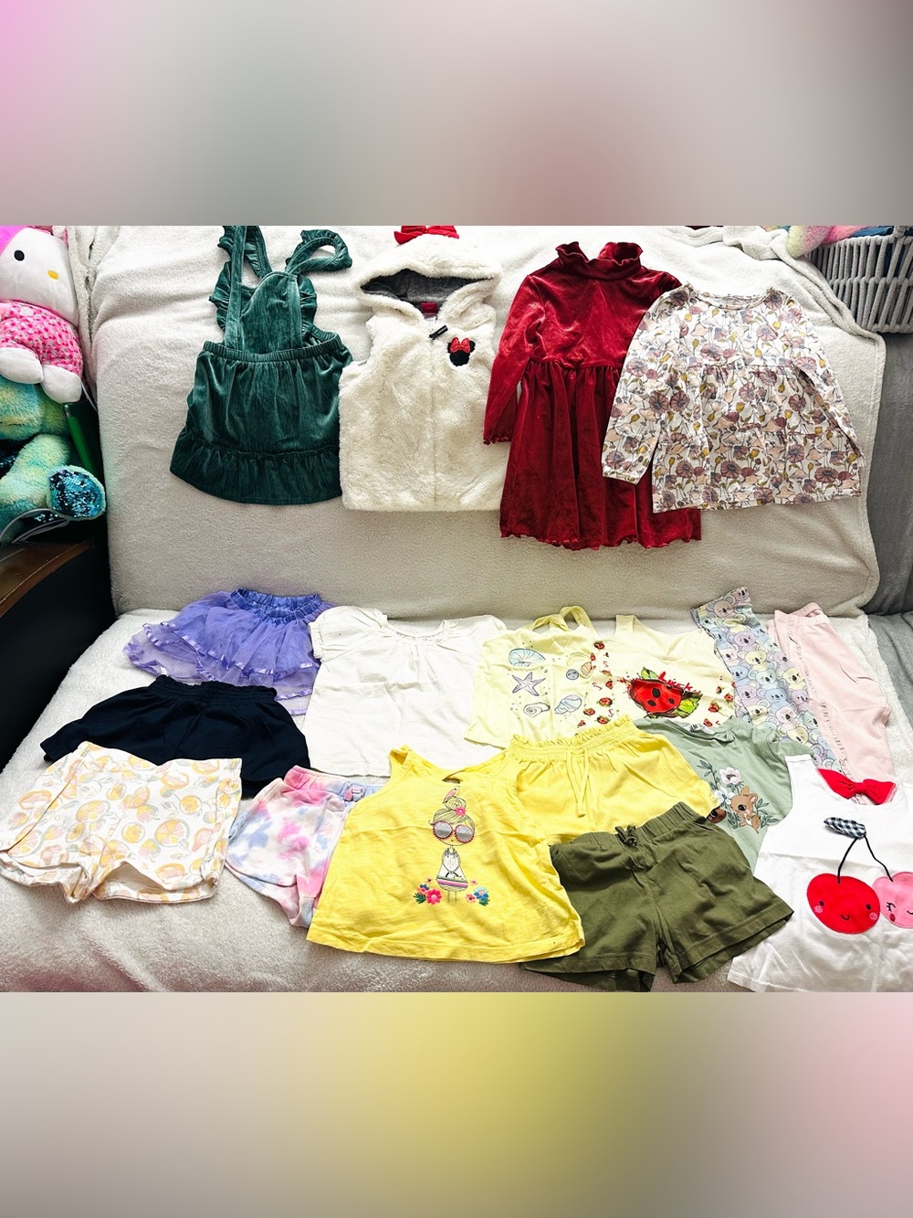 Girls Huge Lot Clothes size 3T Years Zara,Gap,Disney Excellent Condition